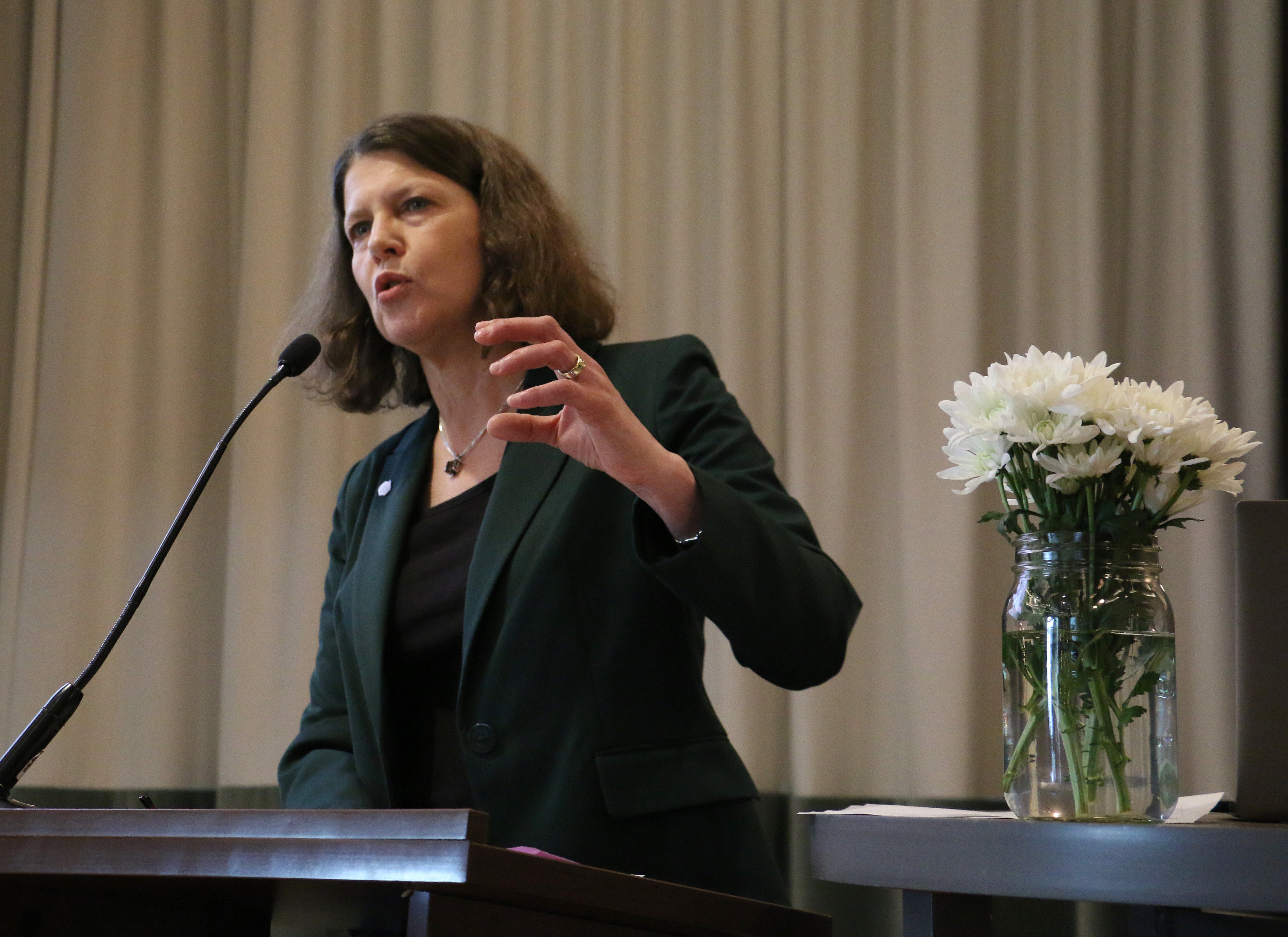 Dr. Ann Schmiesing delivers the 2025 ELP Luncheon keynote address.