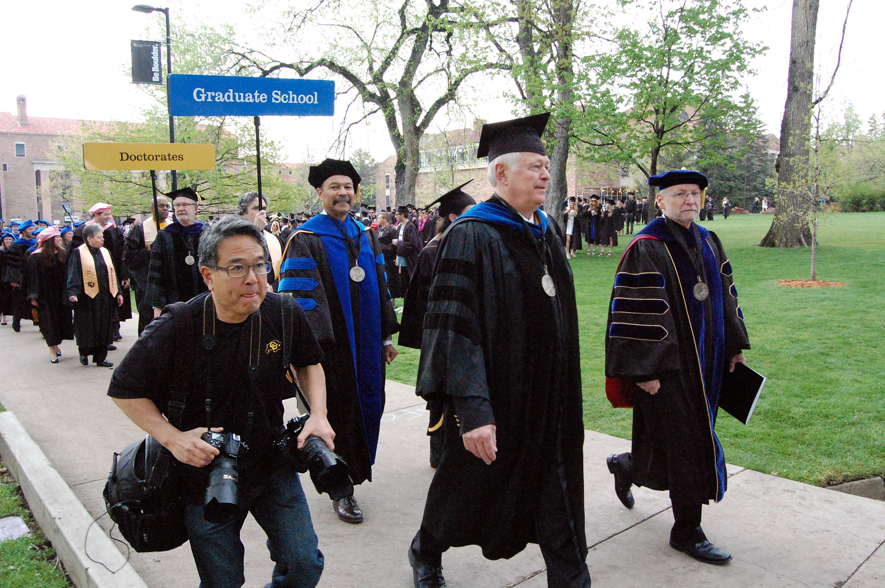 CU-Boulder photographer Glenn Asakawa getting ready to shoot pics