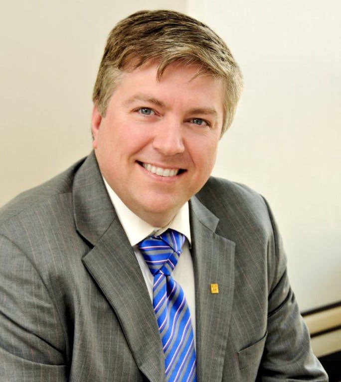Photo of Greg Komarow, CHRO