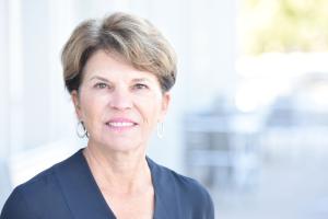 Headshot of Cathy Bodine